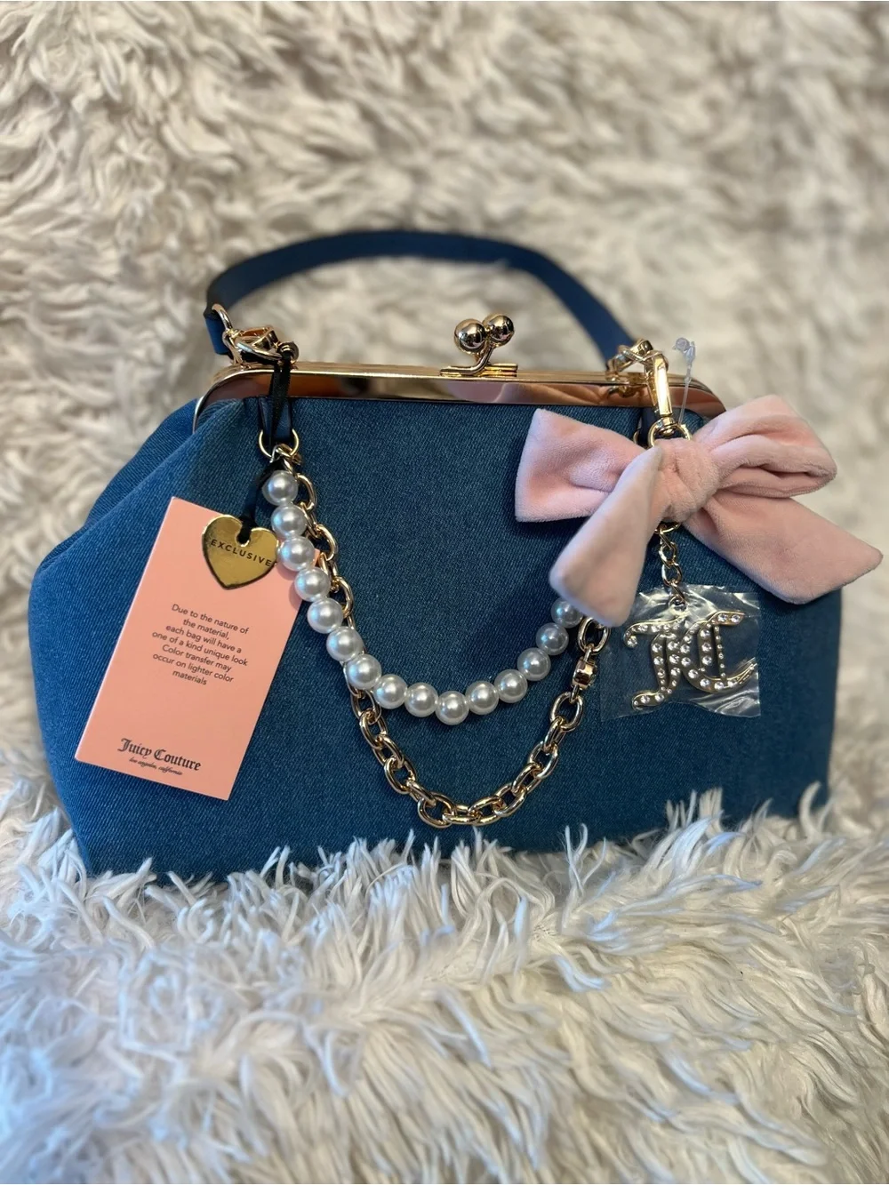 Juicy Couture denim kisslock bag with pink velvet bow & pearl chain charm. NWT - Picture 5 of 11
